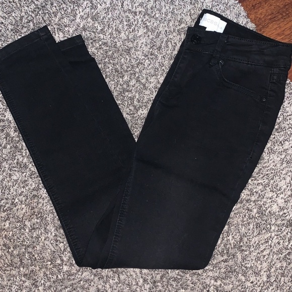 Black Girls size 10 BCBG jeans like new - Picture 1 of 6